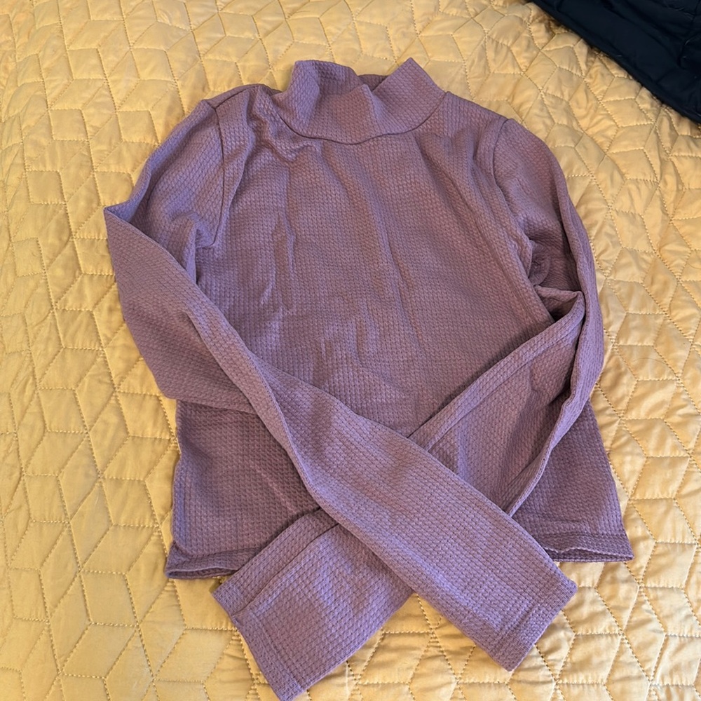 Small Aeropostale Pink Seamless Mockneck